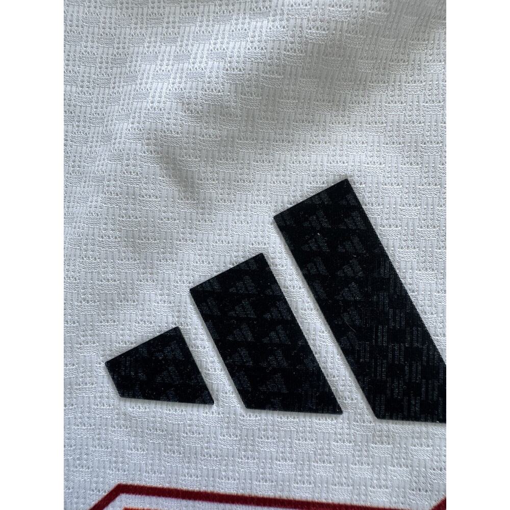 adidas men Peru 26 Home Authentic Jersey Size Medium NWT - Picture 6 of 8